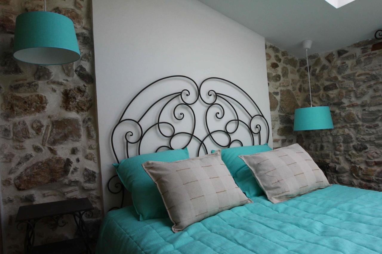 Loft 3 Pièces Dans Vieil Appartement Antibes