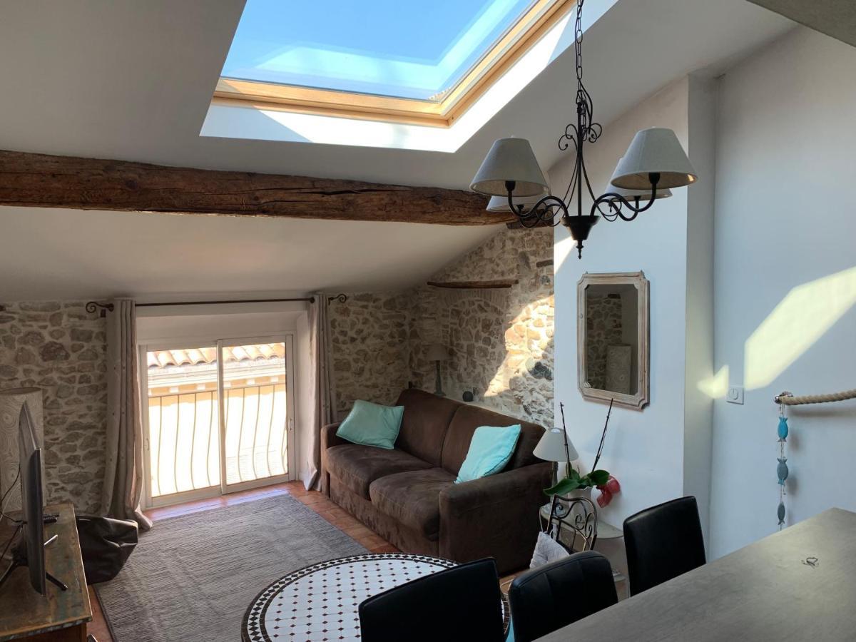 Loft 3 Pièces Dans Vieil Appartement Antibes